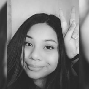 Meet your Posher, Marisa